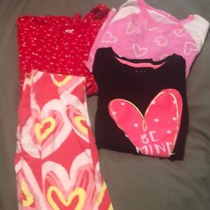 Calling all heart lovers! This is the perfect bundle for Valentine’s Day! ❤️